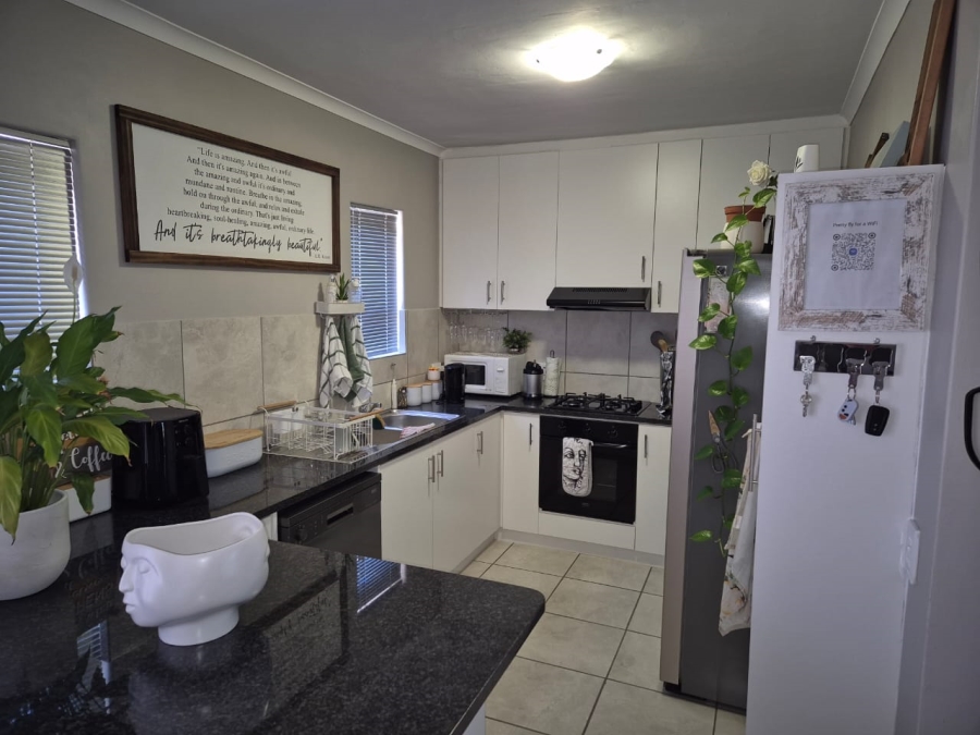 3 Bedroom Property for Sale in Onverwacht Western Cape